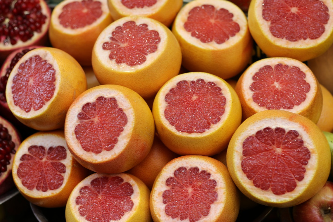 Immagine copertina del consiglio 'Arance rosse: un frutto prezioso per la nostra salute'